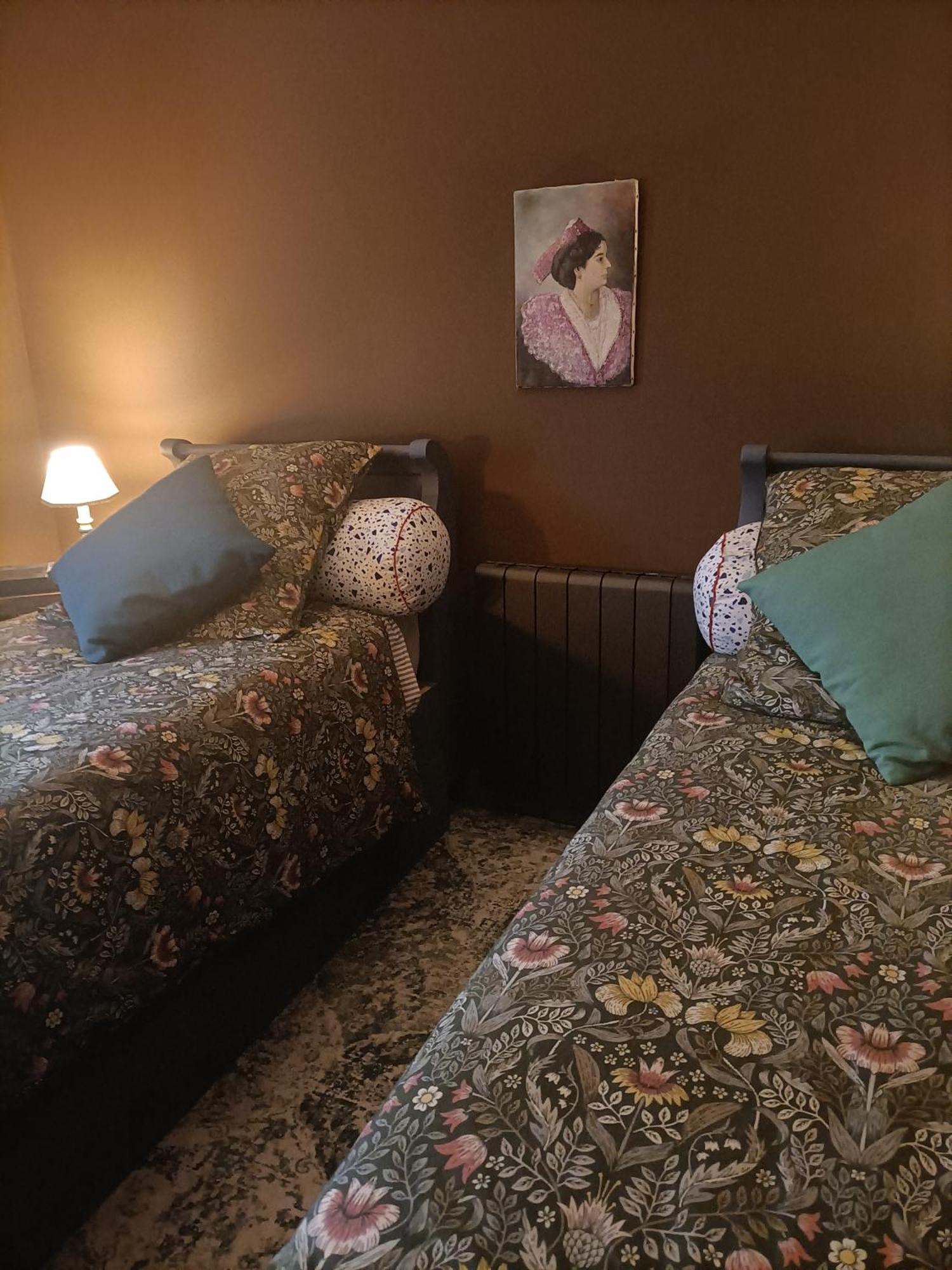 A Deux Pas D'Avignon Villa Aramon Eksteriør bilde